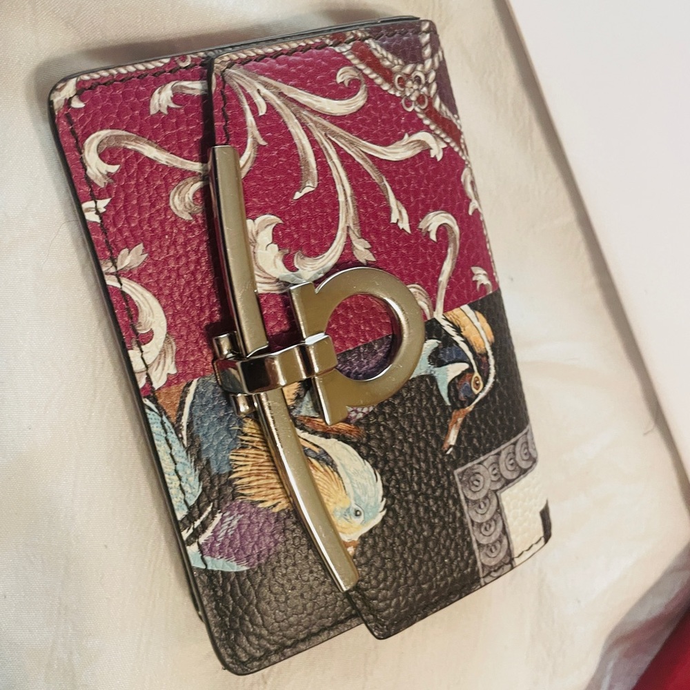 Ferragamo Authentic Card Holder / Wallet